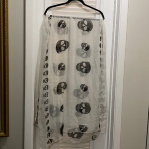 Skull scarf